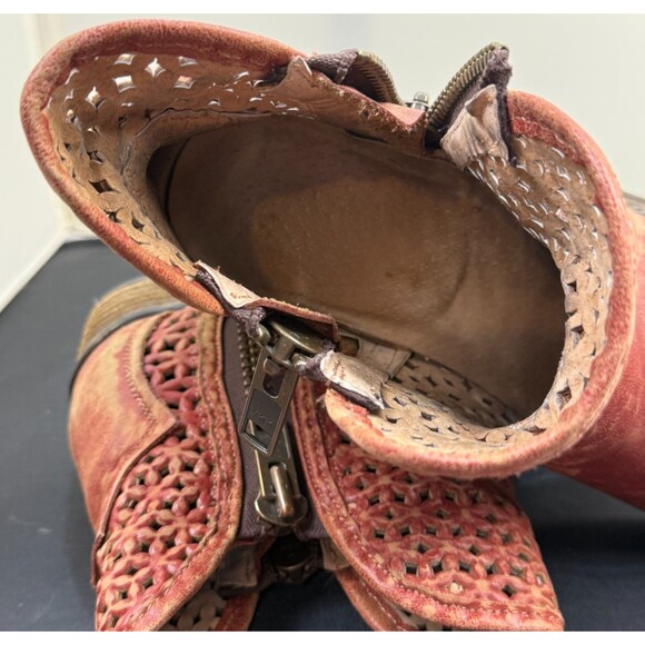 Circle G‎ Corral Western Leather Bootie 8 Distressed Cut Out Cowgirl Ankle Boots - Picture 4 of 7